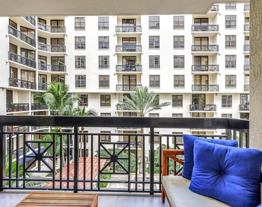 801 S Olive Avenue - Photo Thumbnail 30