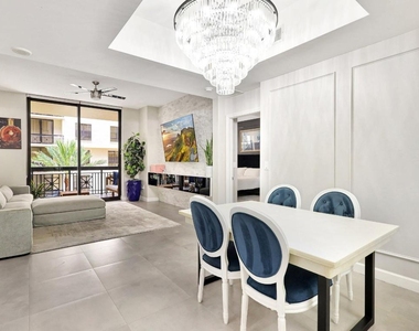 801 S Olive Avenue - Photo Thumbnail 5