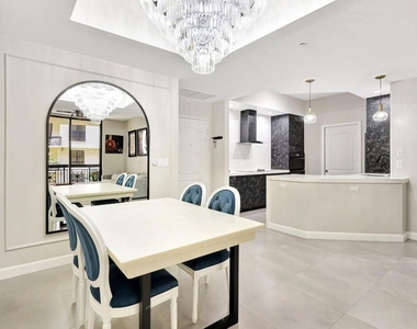 801 S Olive Avenue - Photo Thumbnail 6