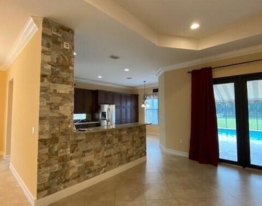 9504 Equus Circle - Photo Thumbnail 4