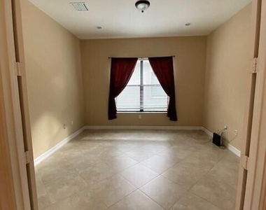 9504 Equus Circle - Photo Thumbnail 9