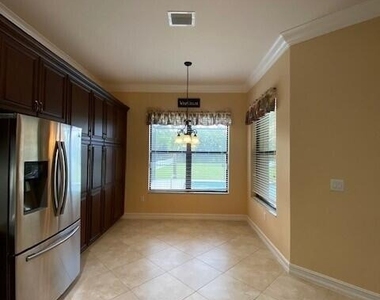 9504 Equus Circle - Photo Thumbnail 8
