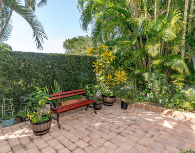 5570 Piping Rock Drive - Photo Thumbnail 26
