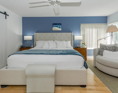 5570 Piping Rock Drive - Photo Thumbnail 13