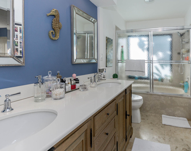 5570 Piping Rock Drive - Photo Thumbnail 16