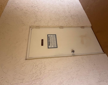 7535 La Paz Boulevard - Photo Thumbnail 5