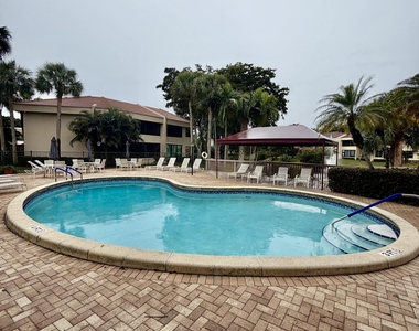 7535 La Paz Boulevard - Photo Thumbnail 7