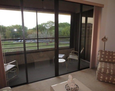 7535 La Paz Boulevard - Photo Thumbnail 4
