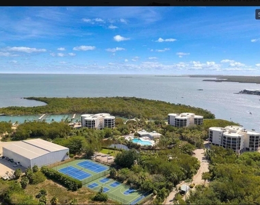 7204 Gulf Of Mexico Boulevard - Photo Thumbnail 2