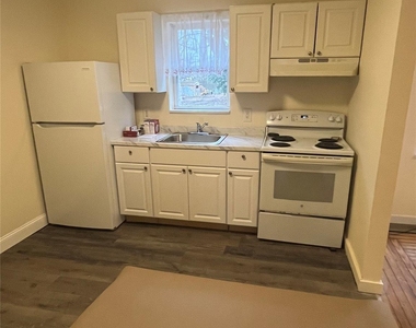 149 Washington Drive - Photo Thumbnail 1