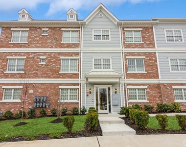 361 Main Street - Photo Thumbnail 1