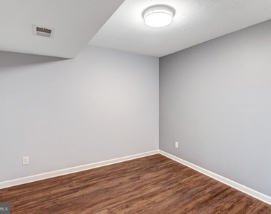 2594 Sylvan Moor Lane - Photo Thumbnail 25