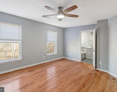2594 Sylvan Moor Lane - Photo Thumbnail 12