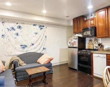 1902 N 17th Street - Photo Thumbnail 2