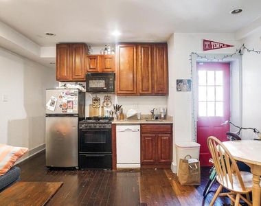 1902 N 17th Street - Photo Thumbnail 3