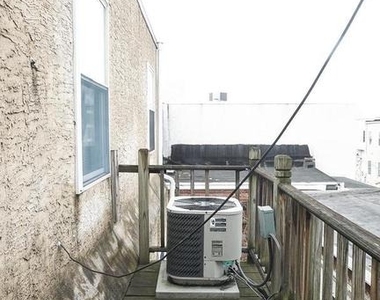 1902 N 17th Street - Photo Thumbnail 7