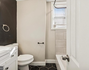 2336 Pierce Street - Photo Thumbnail 6
