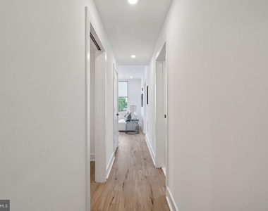 139 W Chelten Avenue - Photo Thumbnail 2