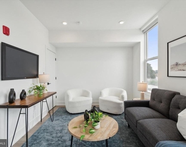 139 W Chelten Avenue - Photo Thumbnail 7