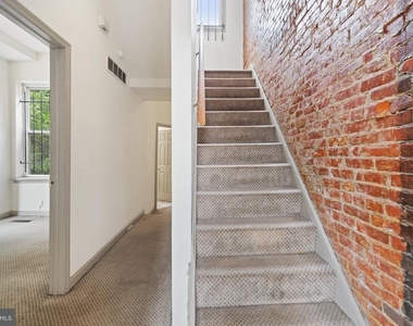 2116 N Carlisle Street - Photo Thumbnail 7