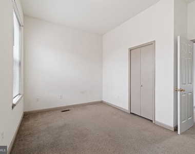 2116 N Carlisle Street - Photo Thumbnail 12