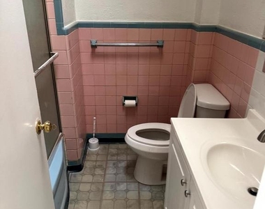 7258 Mansfield Avenue - Photo Thumbnail 5