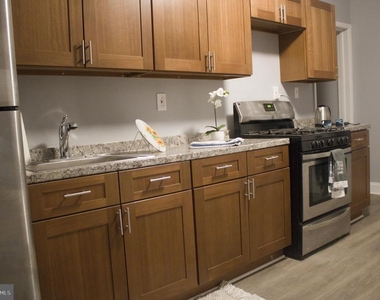 936 Carteret Avenue - Photo Thumbnail 13