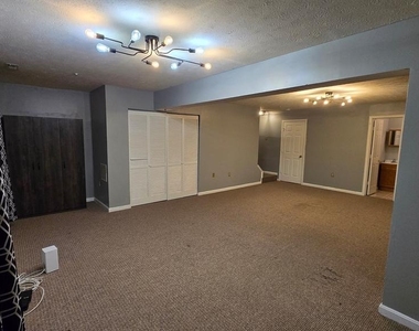 6565 Ronald Road - Photo Thumbnail 16