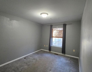 6565 Ronald Road - Photo Thumbnail 9