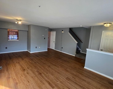 6565 Ronald Road - Photo Thumbnail 2