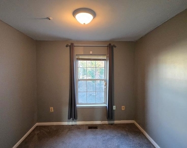 6565 Ronald Road - Photo Thumbnail 11