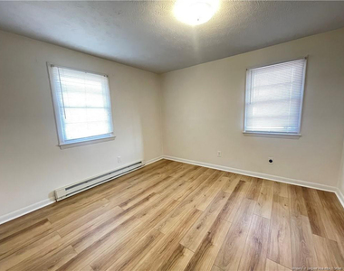 1725 Cumberland Drive - Photo Thumbnail 8
