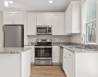 2305 Hill Street - Photo Thumbnail 25