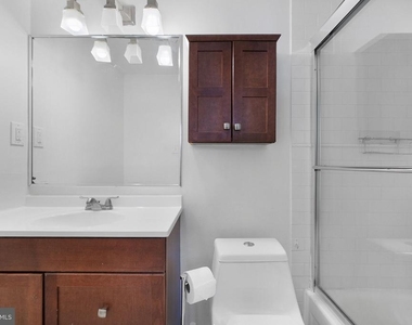 3256 Q Street Nw - Photo Thumbnail 12