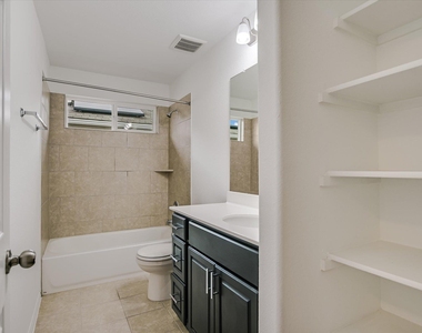 12814 Meachum Ln - Photo Thumbnail 14