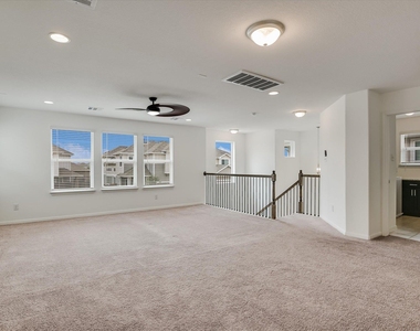 12814 Meachum Ln - Photo Thumbnail 9