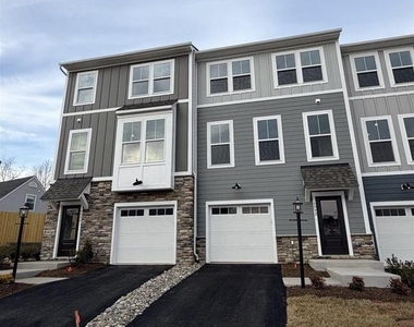 5992 Cling Ln - Photo Thumbnail 1
