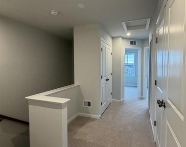 5992 Cling Ln - Photo Thumbnail 13