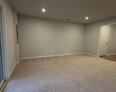 5992 Cling Ln - Photo Thumbnail 27