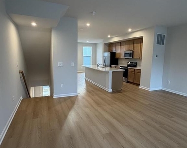 5992 Cling Ln - Photo Thumbnail 2