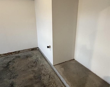 5992 Cling Ln - Photo Thumbnail 34