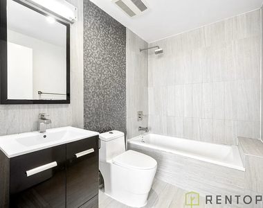 155 Meserole Street - Photo Thumbnail 5