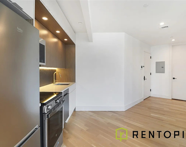 5 Withers St. Brooklyn - Photo Thumbnail 2