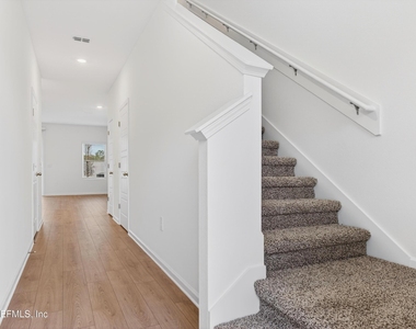 1460 Jeremiah Street - Photo Thumbnail 31