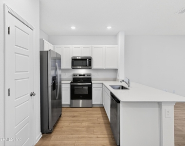 1460 Jeremiah Street - Photo Thumbnail 27