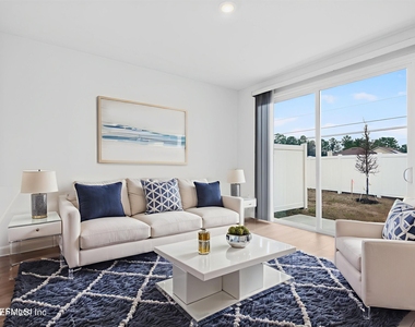 1460 Jeremiah Street - Photo Thumbnail 12