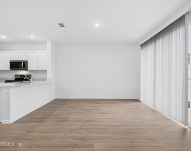 1460 Jeremiah Street - Photo Thumbnail 16