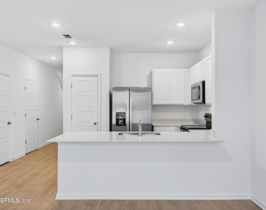 1460 Jeremiah Street - Photo Thumbnail 29
