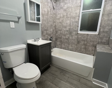 7800 S Burnham Avenue - Photo Thumbnail 3