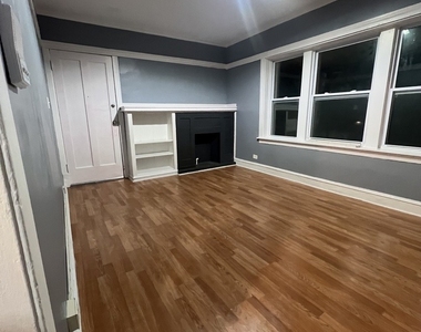 7800 S Burnham Avenue - Photo Thumbnail 4